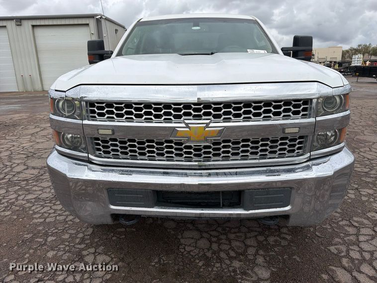 image for item FI2082 2019 Chevrolet Silverado 2500HD Ext. Cab pickup truck