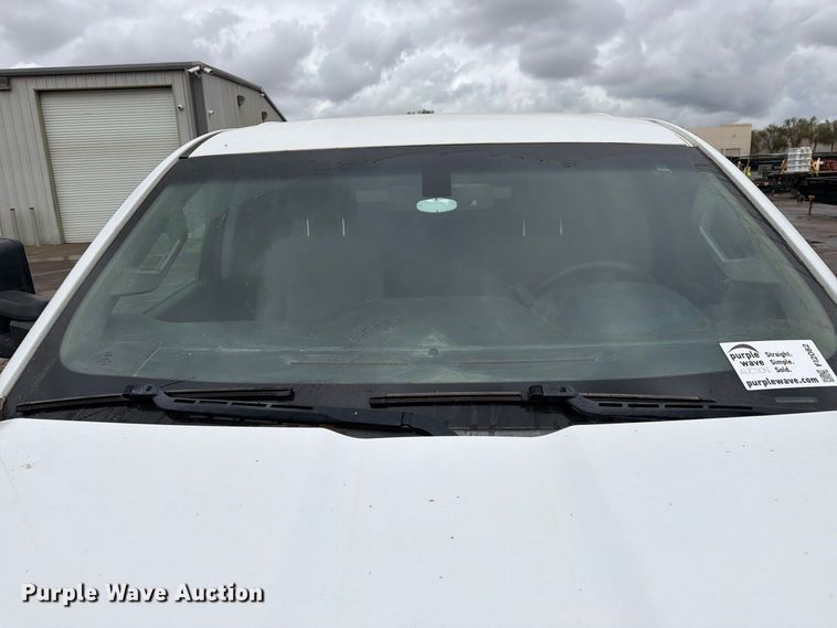image for item FI2082 2019 Chevrolet Silverado 2500HD Ext. Cab pickup truck