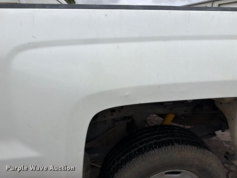 image for item FI2082 2019 Chevrolet Silverado 2500HD Ext. Cab pickup truck
