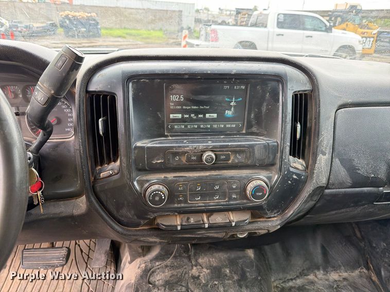 image for item FI2082 2019 Chevrolet Silverado 2500HD Ext. Cab pickup truck