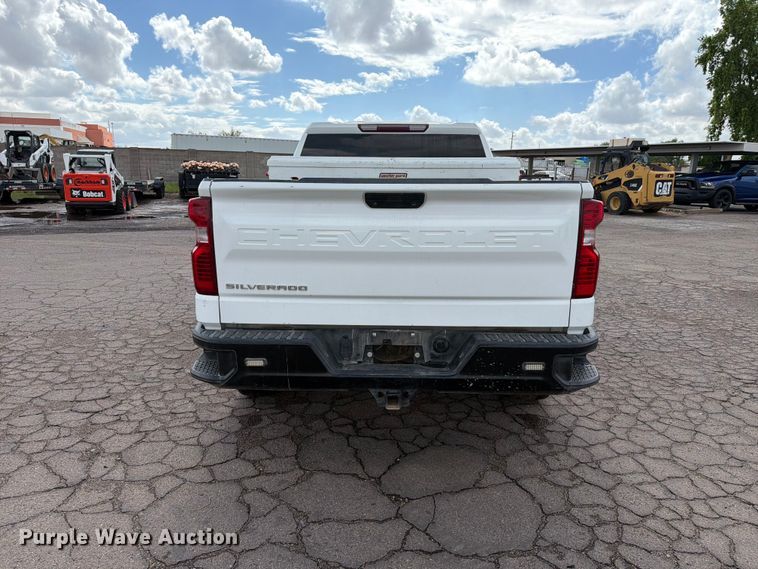 image for item FI2083 2020 Chevrolet Silverado 1500 Ext. Cab pickup truck