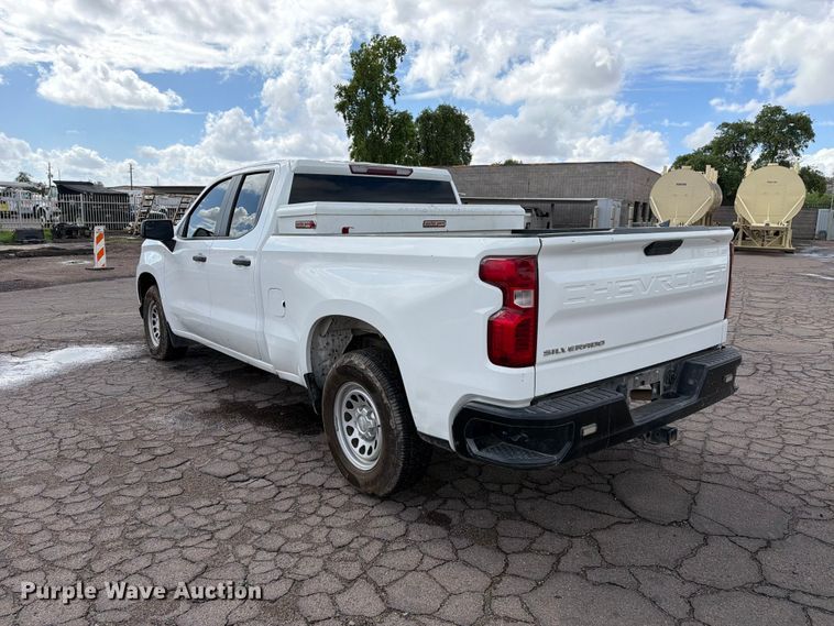 image for item FI2083 2020 Chevrolet Silverado 1500 Ext. Cab pickup truck