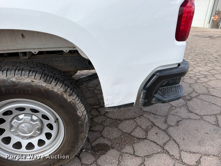 image for item FI2083 2020 Chevrolet Silverado 1500 Ext. Cab pickup truck