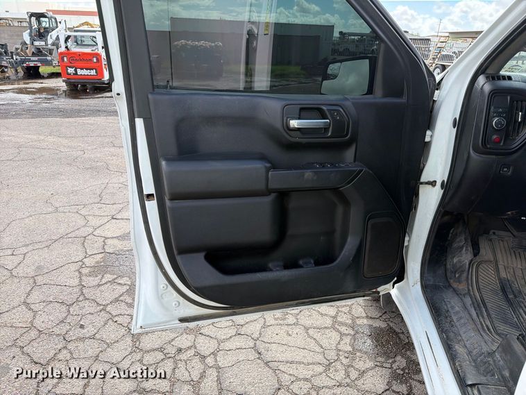 image for item FI2083 2020 Chevrolet Silverado 1500 Ext. Cab pickup truck