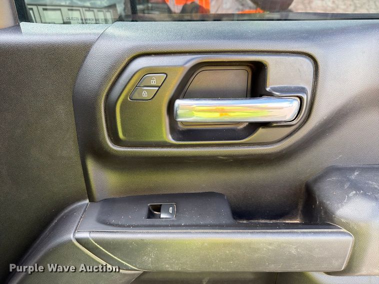 image for item FI2083 2020 Chevrolet Silverado 1500 Ext. Cab pickup truck