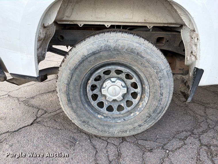image for item FI2083 2020 Chevrolet Silverado 1500 Ext. Cab pickup truck