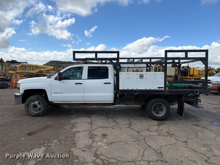 image for item FI2084 2016 Chevrolet Silverado 3500HD Crew Cab flatbed pickup truck