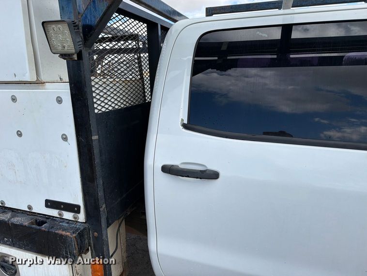 image for item FI2084 2016 Chevrolet Silverado 3500HD Crew Cab flatbed pickup truck