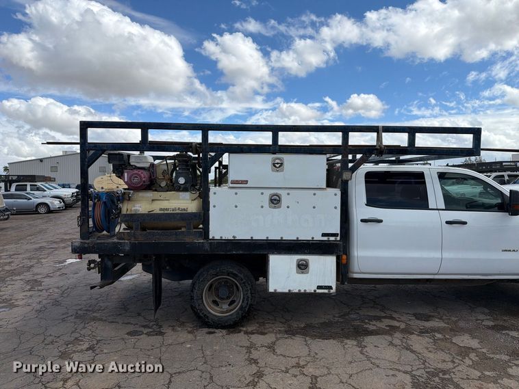 image for item FI2084 2016 Chevrolet Silverado 3500HD Crew Cab flatbed pickup truck
