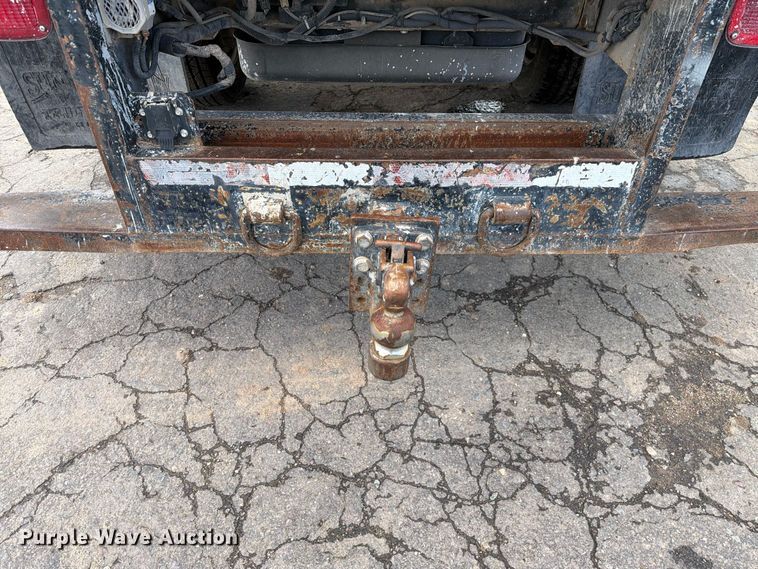 image for item FI2084 2016 Chevrolet Silverado 3500HD Crew Cab flatbed pickup truck