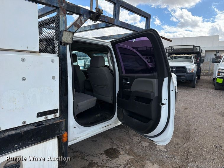 image for item FI2084 2016 Chevrolet Silverado 3500HD Crew Cab flatbed pickup truck