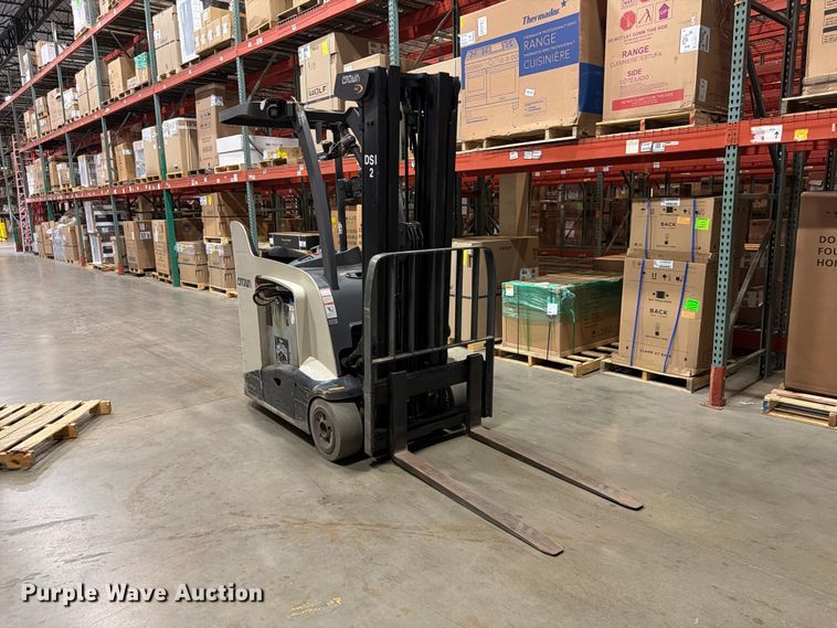 image for item FK2230 2019 Crown RC5545-40 forklift