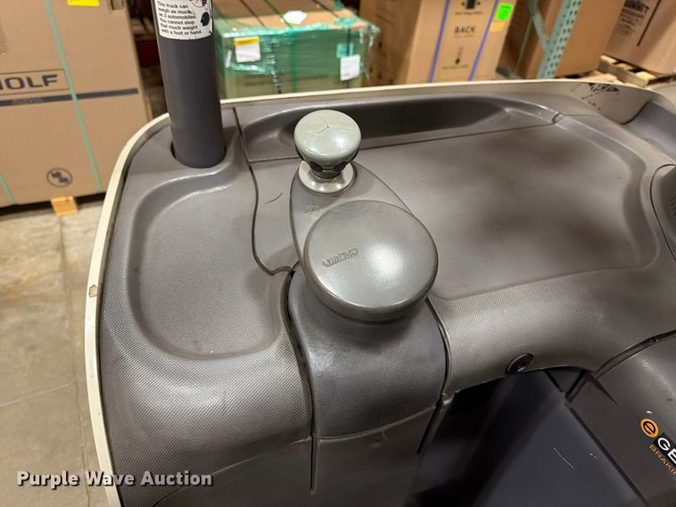 image for item FK2230 2019 Crown RC5545-40 forklift