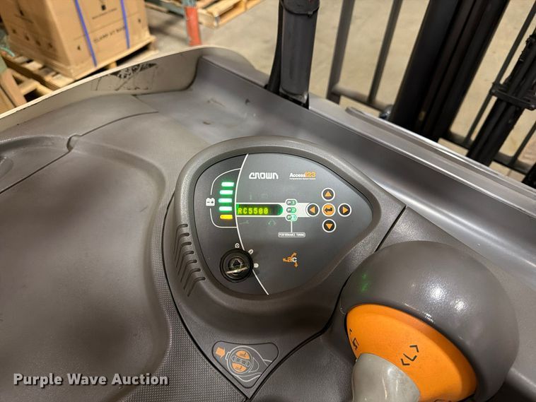 image for item FK2230 2019 Crown RC5545-40 forklift