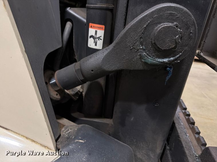 image for item FK2231 2019 Crown RC5545-40 forklift