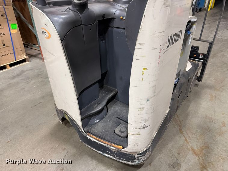 image for item FK2231 2019 Crown RC5545-40 forklift
