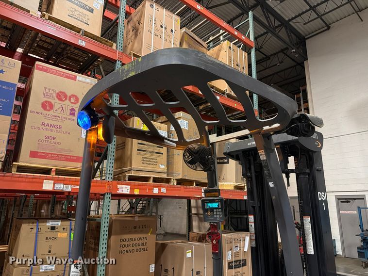 image for item FK2231 2019 Crown RC5545-40 forklift
