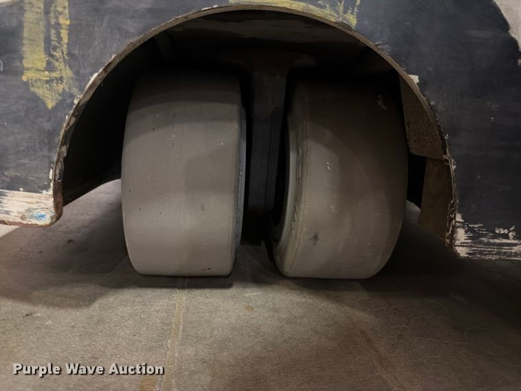 image for item FK2231 2019 Crown RC5545-40 forklift