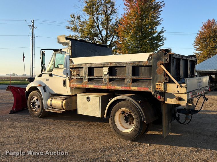 image for item FK4202 2006 International 4300 dump truck