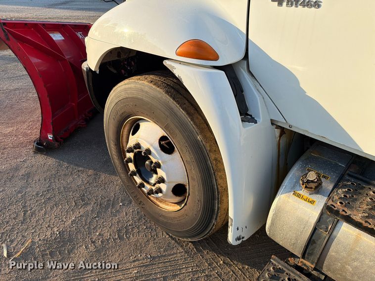 image for item FK4202 2006 International 4300 dump truck