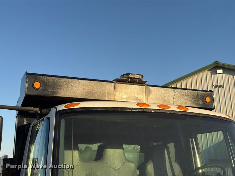 image for item FK4202 2006 International 4300 dump truck