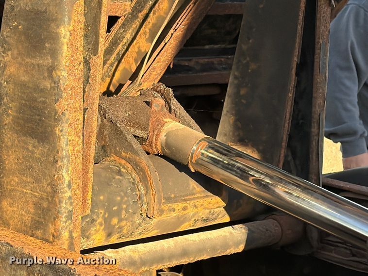 image for item FK4202 2006 International 4300 dump truck