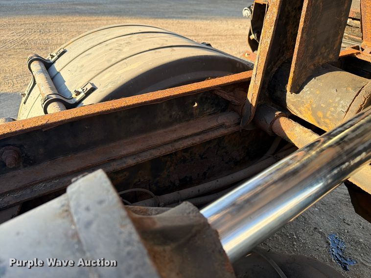 image for item FK4202 2006 International 4300 dump truck