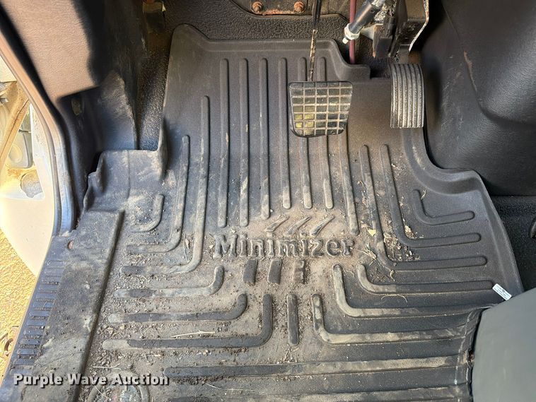 image for item FK4202 2006 International 4300 dump truck
