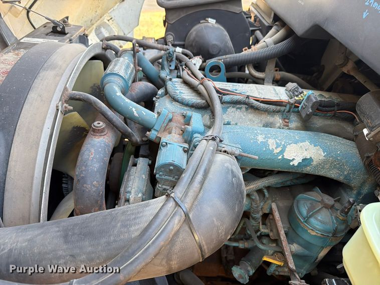 image for item FK4202 2006 International 4300 dump truck