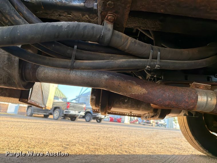 image for item FK4202 2006 International 4300 dump truck