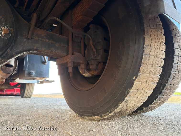 image for item FK4202 2006 International 4300 dump truck