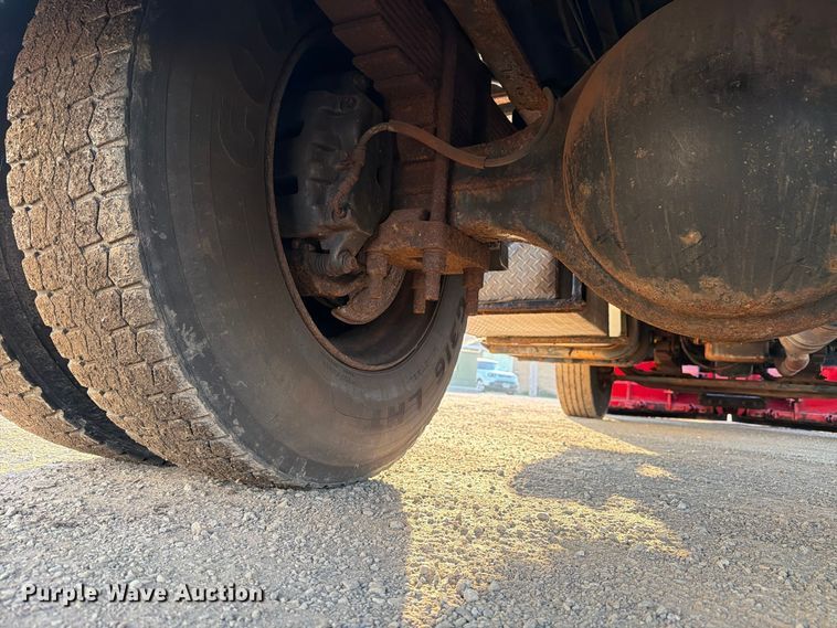 image for item FK4202 2006 International 4300 dump truck