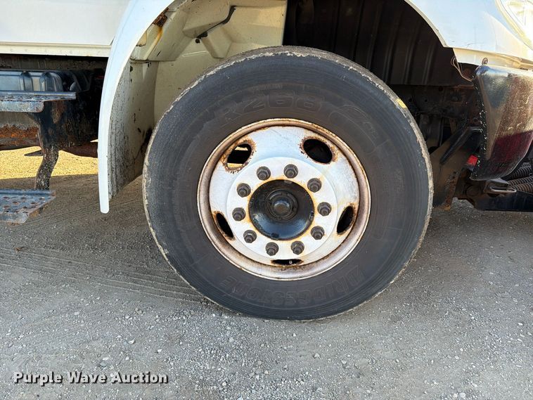 image for item FK4202 2006 International 4300 dump truck