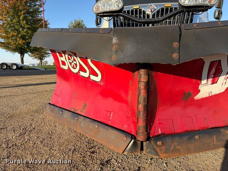image for item FK4202 2006 International 4300 dump truck