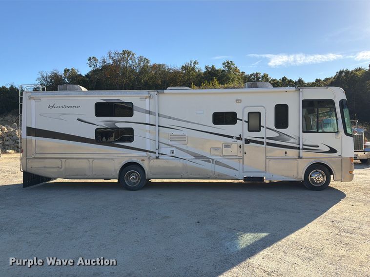 image for item FM6598 2008 Ford Four Winds 34B Hurricane  RV