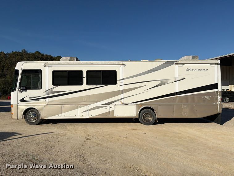 image for item FM6598 2008 Ford Four Winds 34B Hurricane  RV