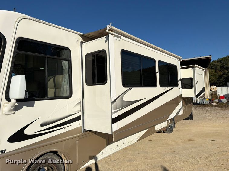 image for item FM6598 2008 Ford Four Winds 34B Hurricane  RV