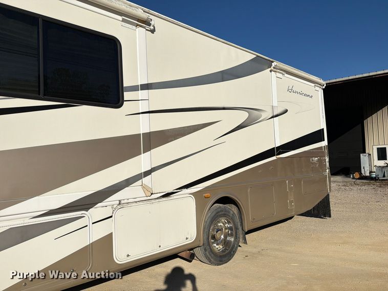 image for item FM6598 2008 Ford Four Winds 34B Hurricane  RV