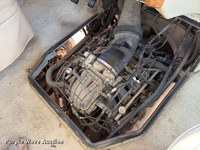 image for item FM6598 2008 Ford Four Winds 34B Hurricane  RV