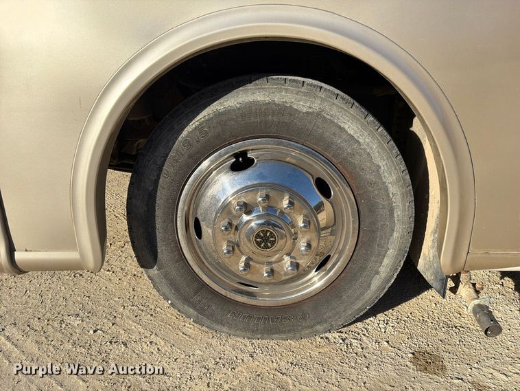 image for item FM6598 2008 Ford Four Winds 34B Hurricane  RV