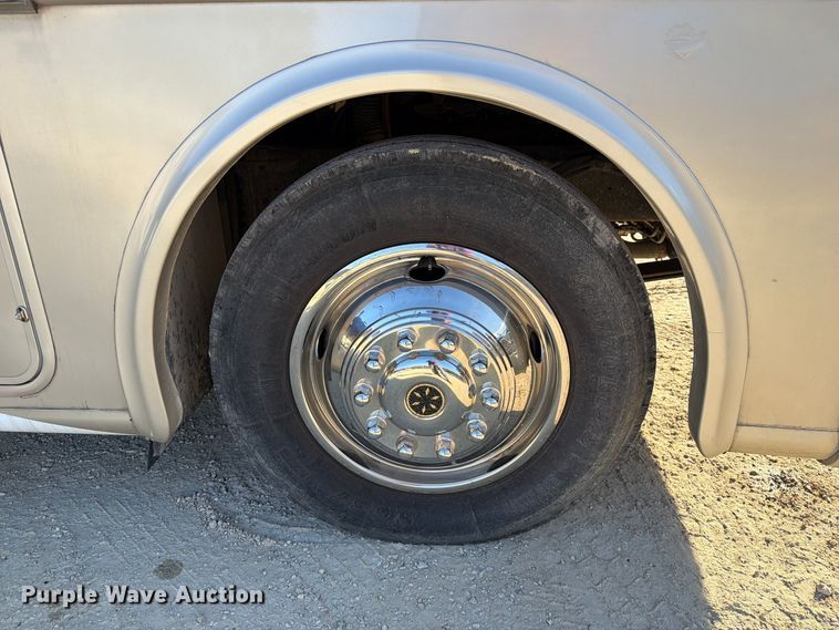 image for item FM6598 2008 Ford Four Winds 34B Hurricane  RV