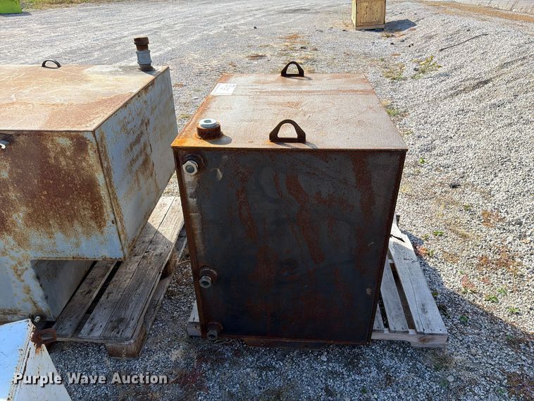 image for item FM6638 (3) steel tanks