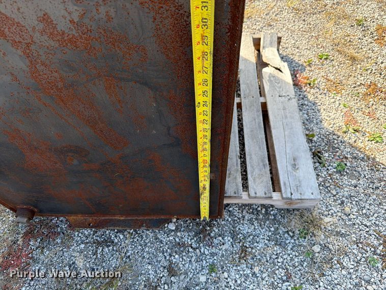 image for item FM6638 (3) steel tanks