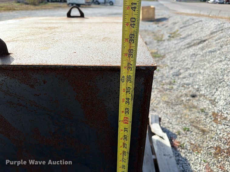image for item FM6638 (3) steel tanks