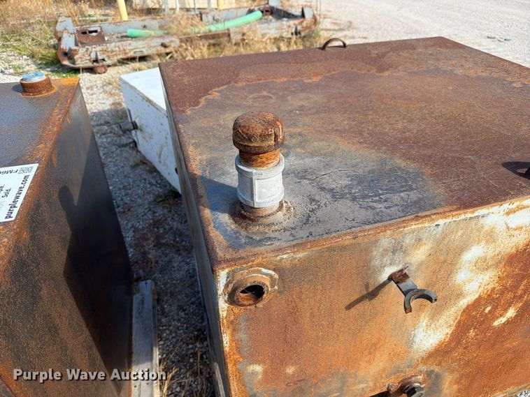 image for item FM6638 (3) steel tanks
