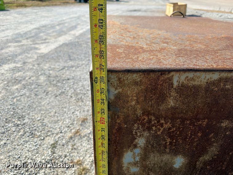 image for item FM6638 (3) steel tanks