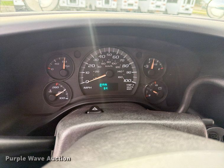 image for item FM8028 2005 Chevrolet Express G3500 school bus