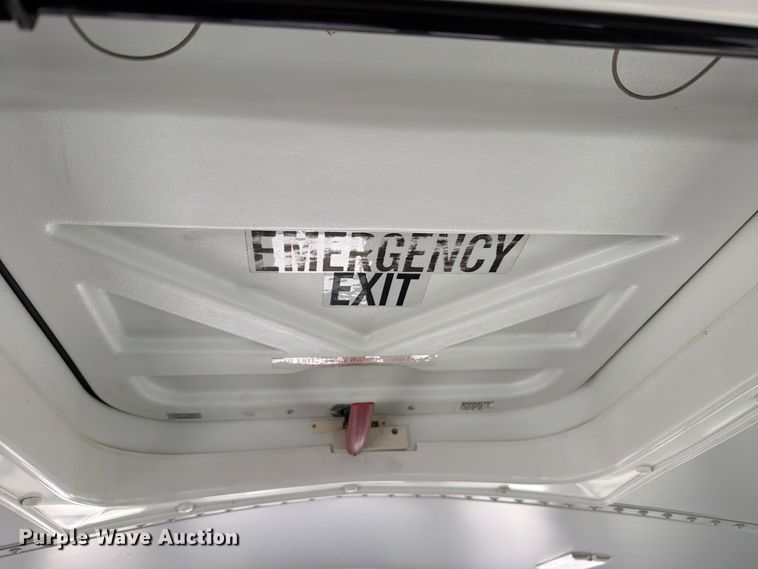 image for item FM8028 2005 Chevrolet Express G3500 school bus