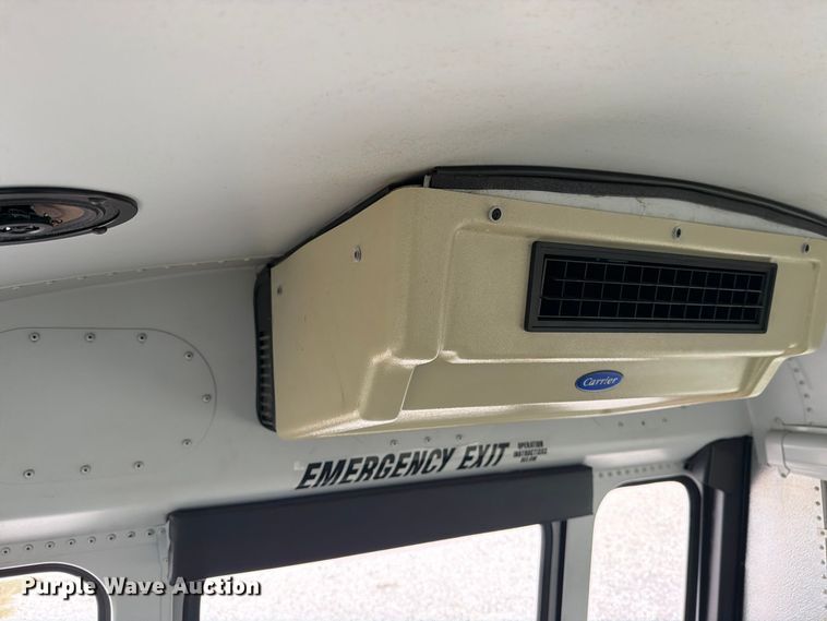 image for item FM8028 2005 Chevrolet Express G3500 school bus