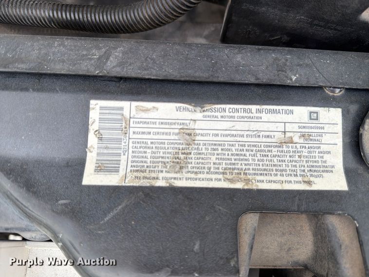 image for item FM8028 2005 Chevrolet Express G3500 school bus